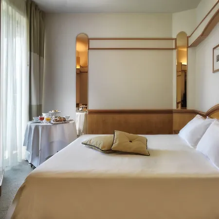 Ambasciatori 4* 리미니