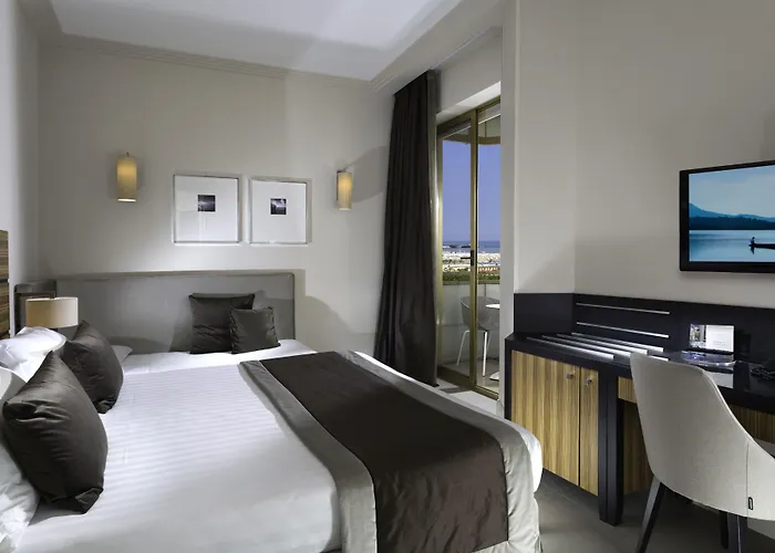 Hotel Ambasciatori 4*