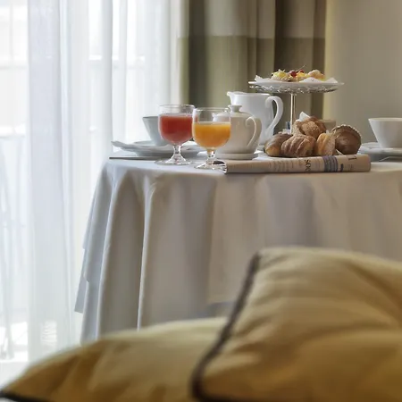 Ξενοδοχείο Ambasciatori 4*