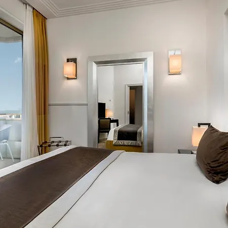 Hotel Ambasciatori Rímini